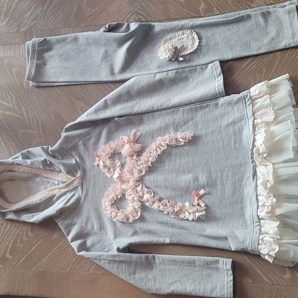 Mae li Rose Outfit